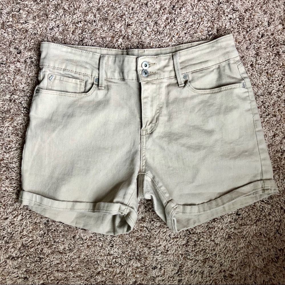 Denizen Levi Jean Shorts khaki